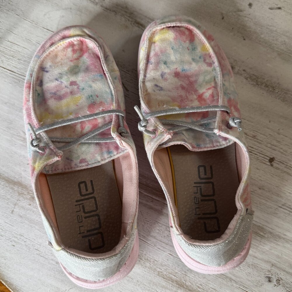 Hey Dude Wendy Youth Pink Taffy Dye Shoes Size Y2-L3 Girls Casual Slip On